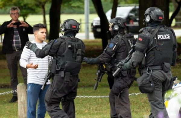 <br />
Второй подозреваемый в совершении терактов арестован в Новой Зеландии<br />
