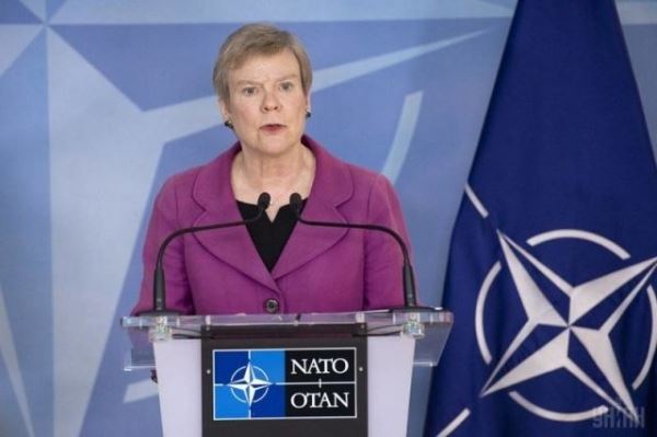 В НАТО заявили, что в Варшавский договор страны загонялись насильно